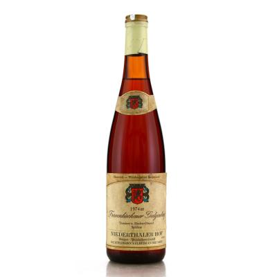 Niederthaler Hof Hochheimer Daubhaus Riesling Kabinett 1974 Rheingau