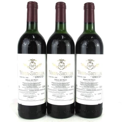 Vega Sicilia \"Unico\" 1982 Ribera Del Duero 3x75cl / Original Wooden Case