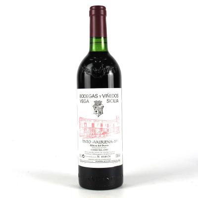 Vega Sicilia \"Valbuena\" 5 Ano 1997 Ribera Del Duero