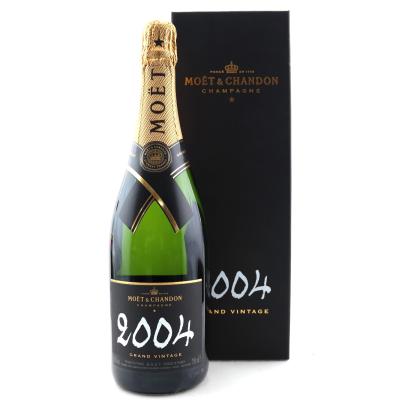 Moet & Chandon 2004 Vintage Champagne